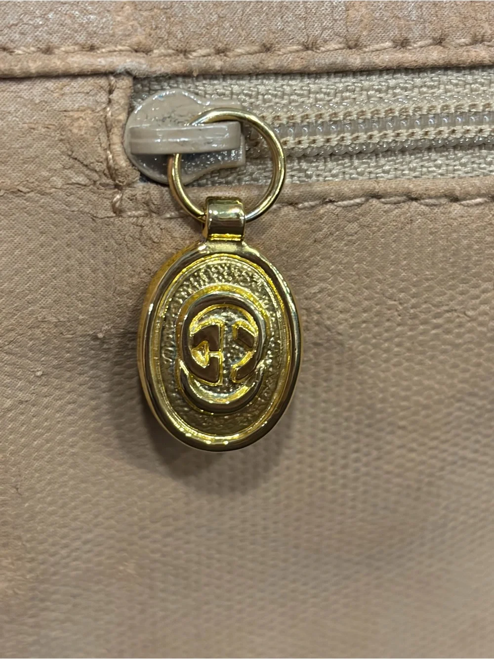 Gucci Beige Brown GG Supreme Canvas large travel tote